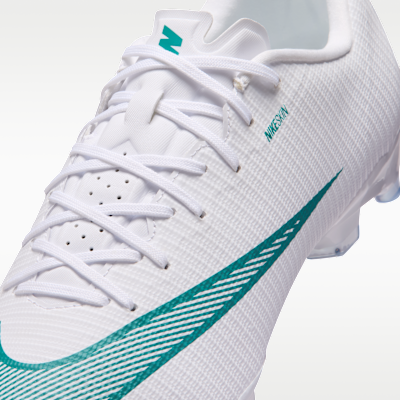 Nike Mercurial Vapor 17 Academy Multi-Ground Low-Top Soccer Cleats