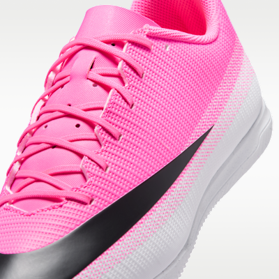 Nike Mercurial Vapor 17 Club Indoor/Court Low-Top Soccer Shoes