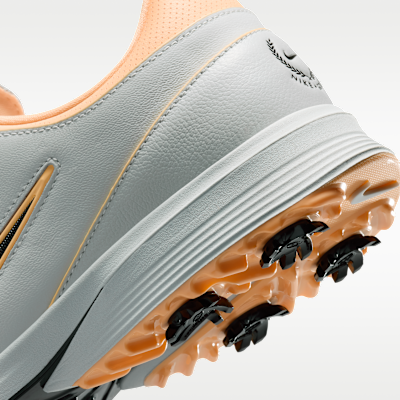 Nike Victory Tour 4 Golf Shoes