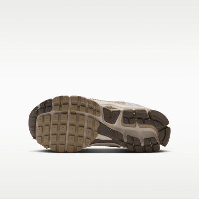 Nike Vomero 5 Big Kids' Shoes with Reflective Accents