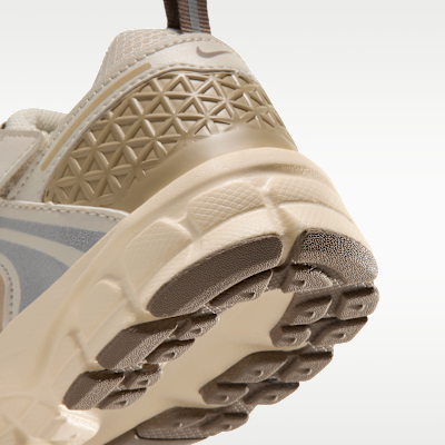 Nike Vomero 5 Little Kids' Shoes with Reflective Accents