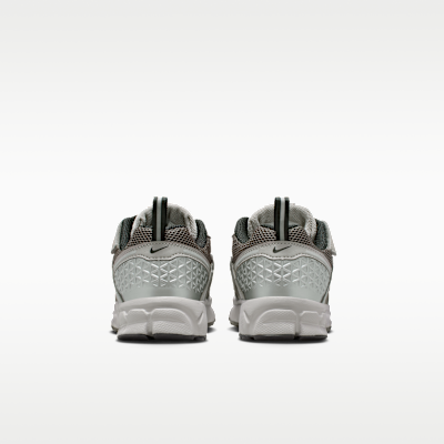 Nike Vomero 5 Little Kids' Shoes with Reflective Accents