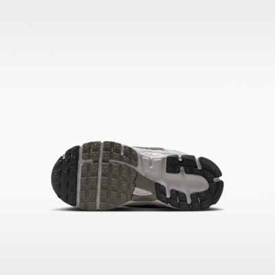 Nike Vomero 5 Little Kids' Shoes with Reflective Accents