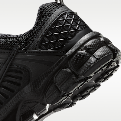 Nike Vomero 5 Little Kids' Shoes (Classic laces)