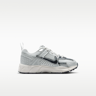 Nike Vomero 5 Little Kids' Shoes (Classic laces)
