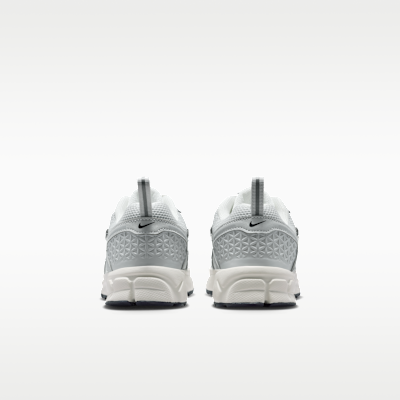Nike Vomero 5 Little Kids' Shoes (Classic laces)