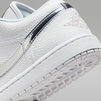 Air Jordan 1 Low SE Women's Shoes