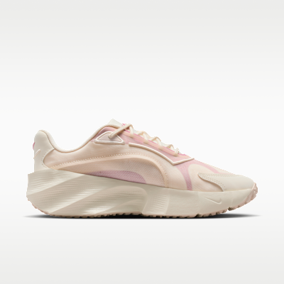 Nike Aura Edge Women's Shoes