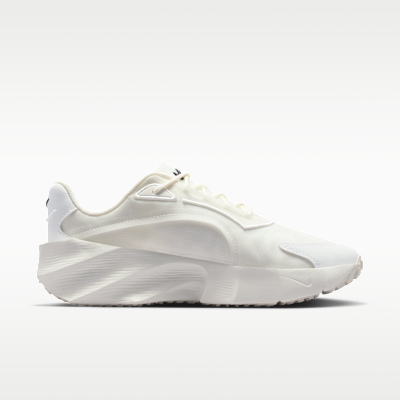 Nike Aura Edge Women's Shoes