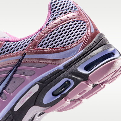 Nike Air Max Moto 2K Women's Shoes with Reflective Accents