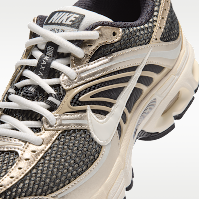 Nike Air Max Moto 2K Women's Shoes with Reflective Accents