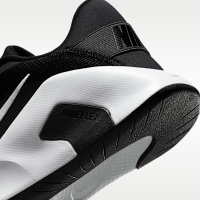 Nike Flex Train Women's Workout Shoes (Extra Wide)