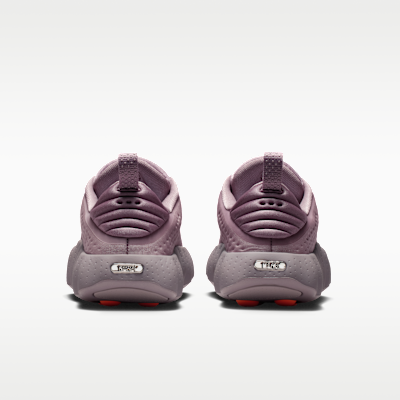Nike Mind 002 Women's Pregame Shoes