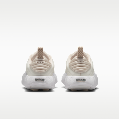Nike Mind 002 Women's Pregame Shoes