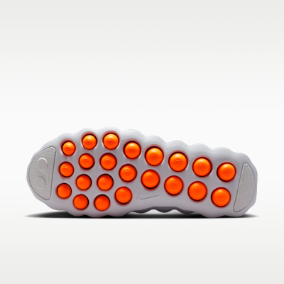 Nike Mind 002 Women's Pregame Shoes