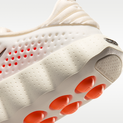 Nike Mind 002 Women's Pregame Shoes