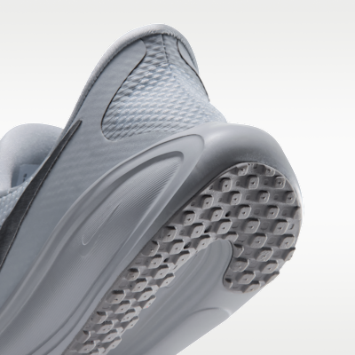 Nike Revolution 8 EasyOn Women's Road Running Shoes