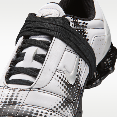 Nike Total90 Shox Magia Women's Shoes
