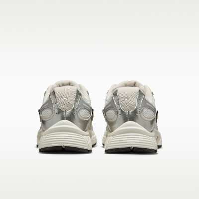 Nike V5 RNR Women's Shoes with Reflective Accents