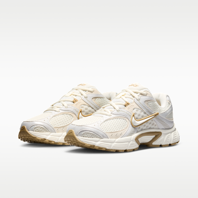 Nike V5 RNR Women's Shoes with Reflective Accents