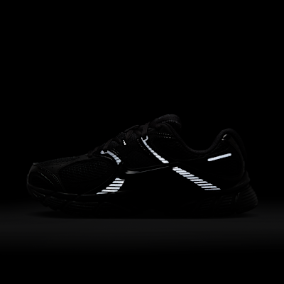 Nike V5 RNR Women's Shoes with Reflective Accents