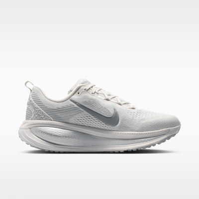 Nike Vomero 18 SE Women's Road Running Shoes