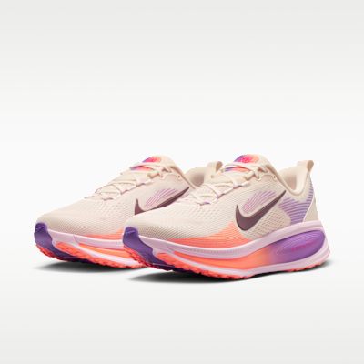 Nike Vomero 18 Women's Road Running Shoes (Wide)
