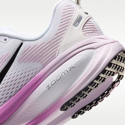 Nike Vomero 18 Women's Road Running Shoes (Wide)