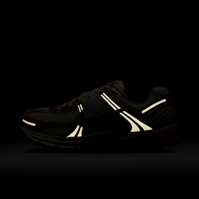 Nike Zoom Vomero 5 "Rose Gold" Women's Shoes