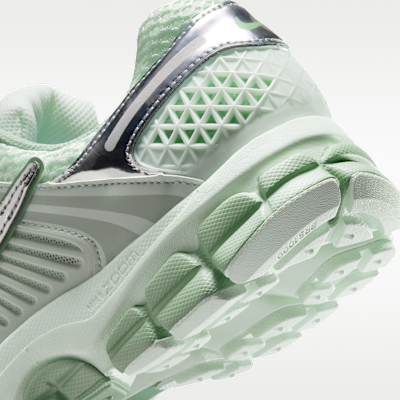 Nike Zoom Vomero 5 Women's Shoes