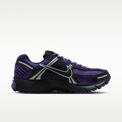 Nike Zoom Vomero 5 Women's Shoes with Reflective Accents