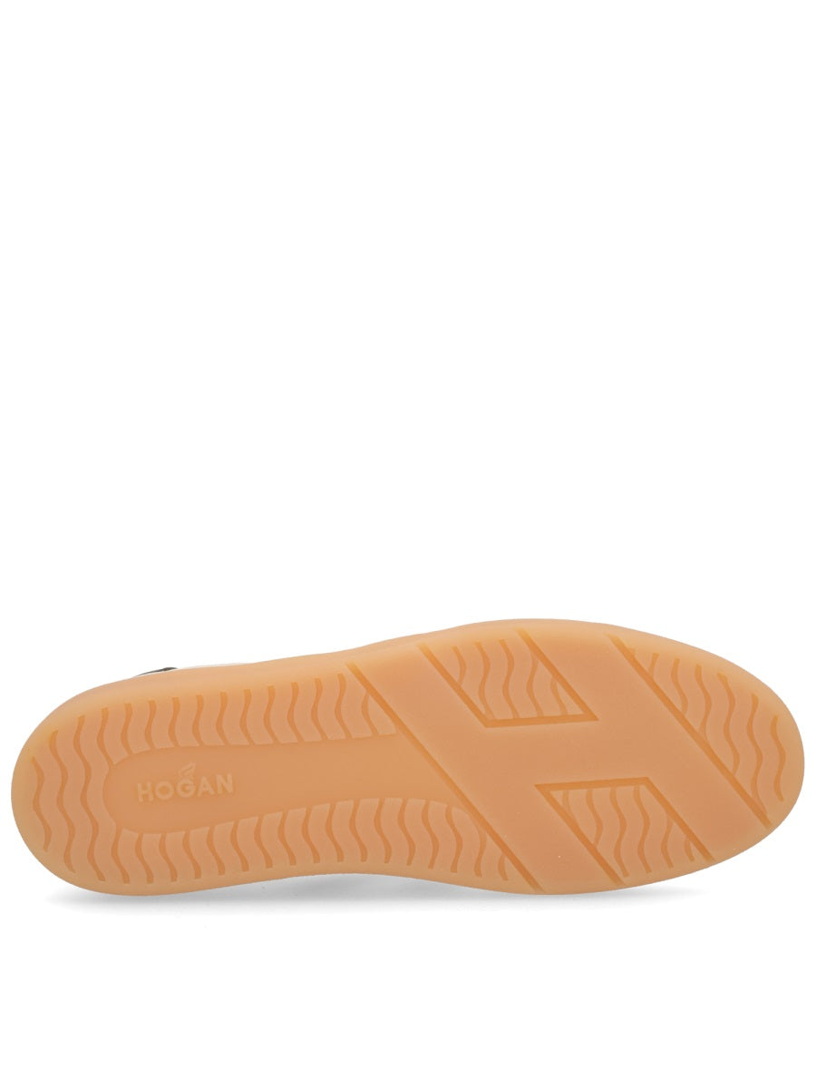 Cool Calf Leather Low-Top Sneakers