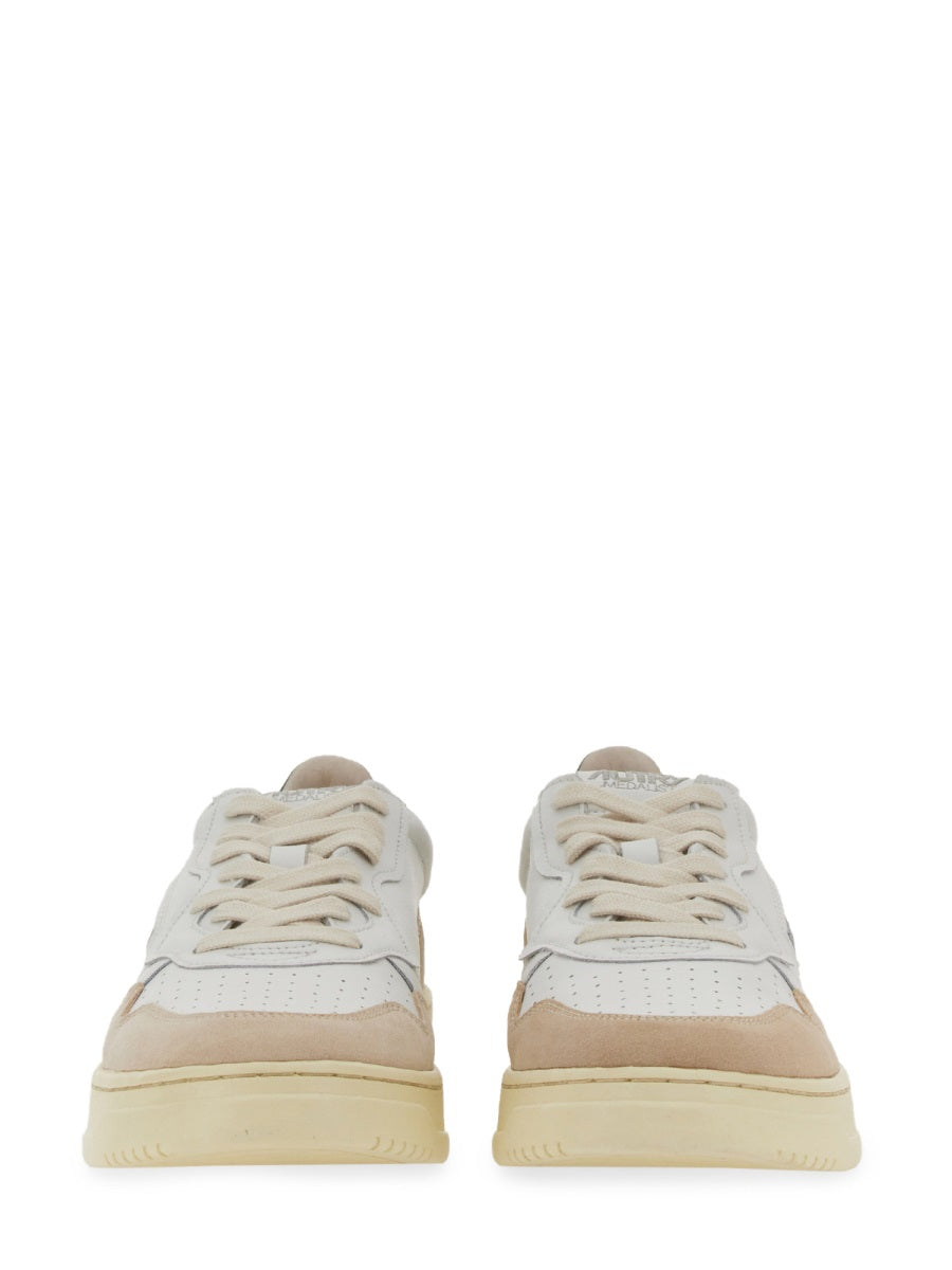 Medalist Low Suede Leather Low-Top Sneakers