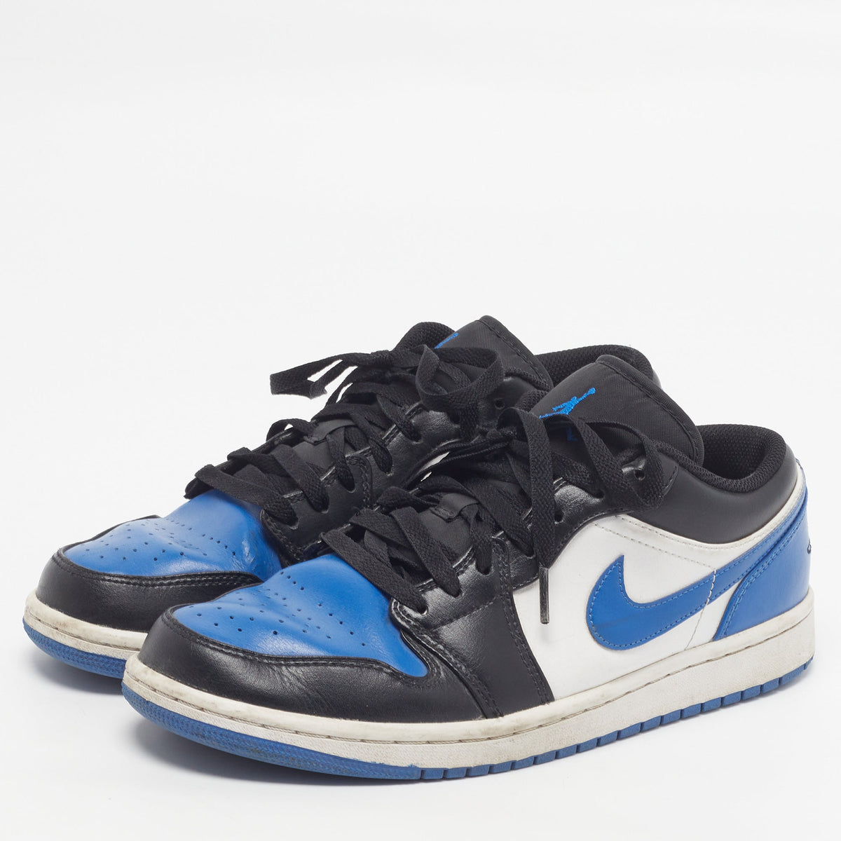 Air Jordans 1 Alternate Royal Toe