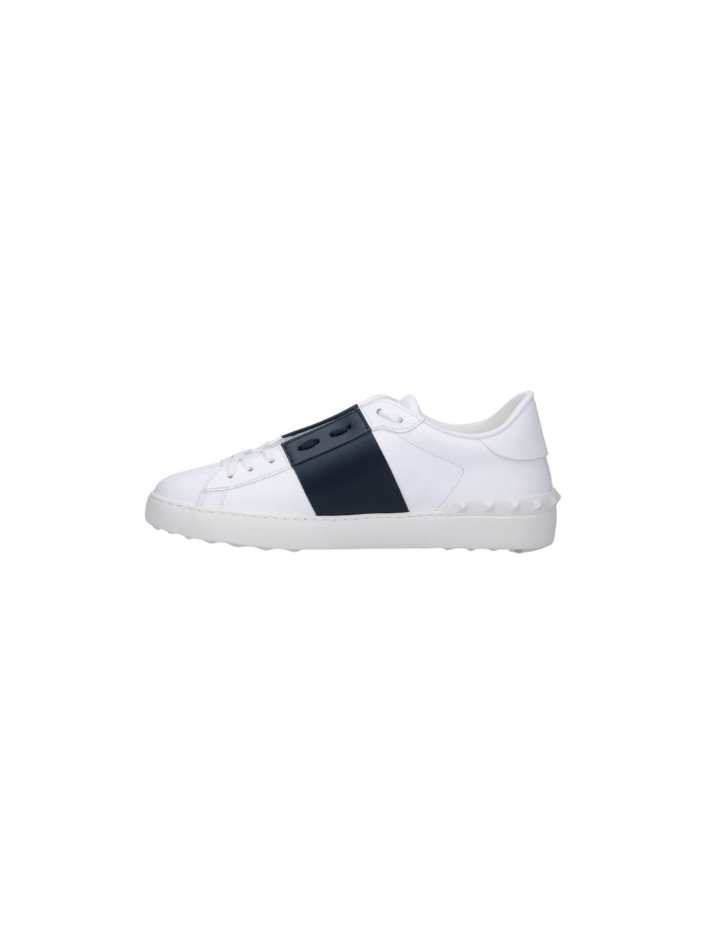 Low Top Studded Strap Low-Top Sneakers