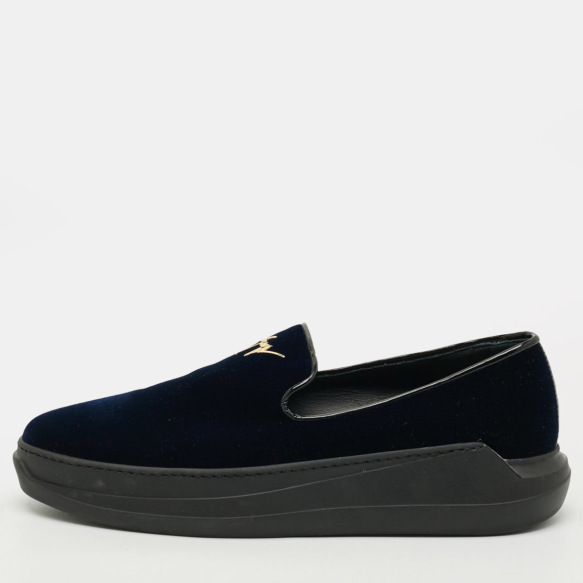Giuseppe Zanotti Conley