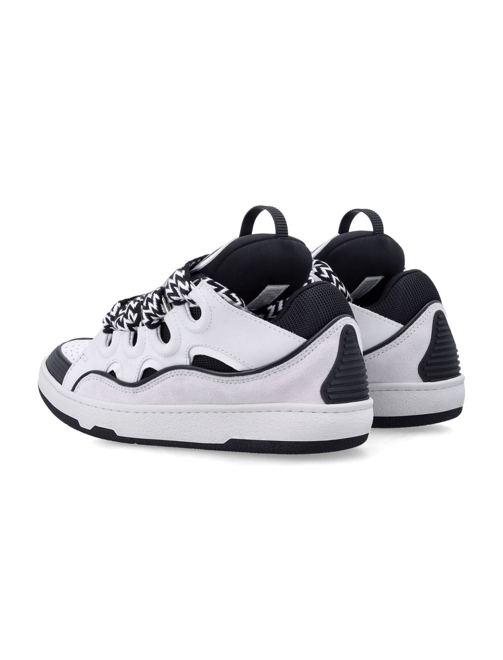Low-Top Sneakers With Oversized Black And White Laces