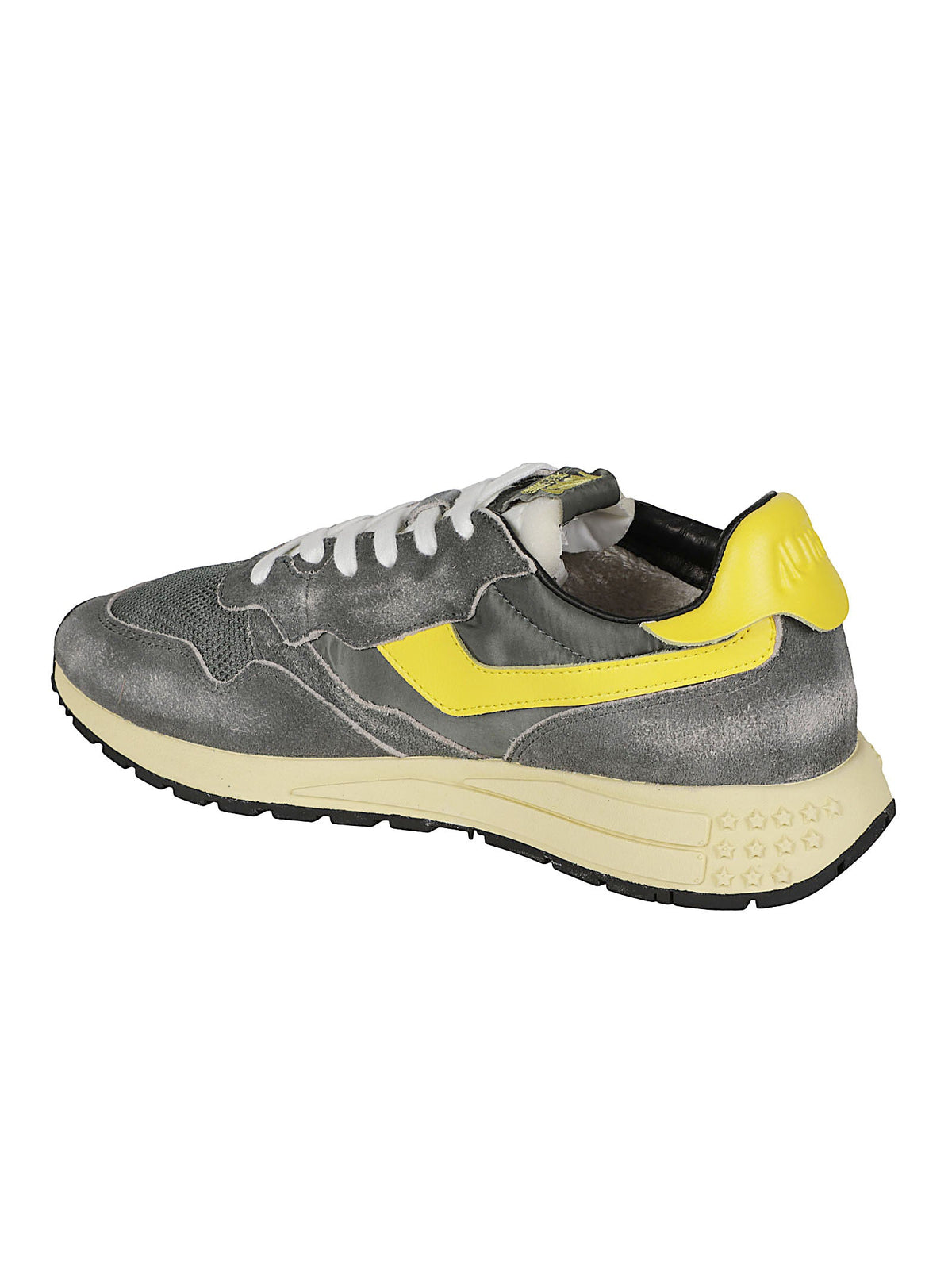 Low-Top Sneakers with Textured Grey Upper and Bold Yellow Accents