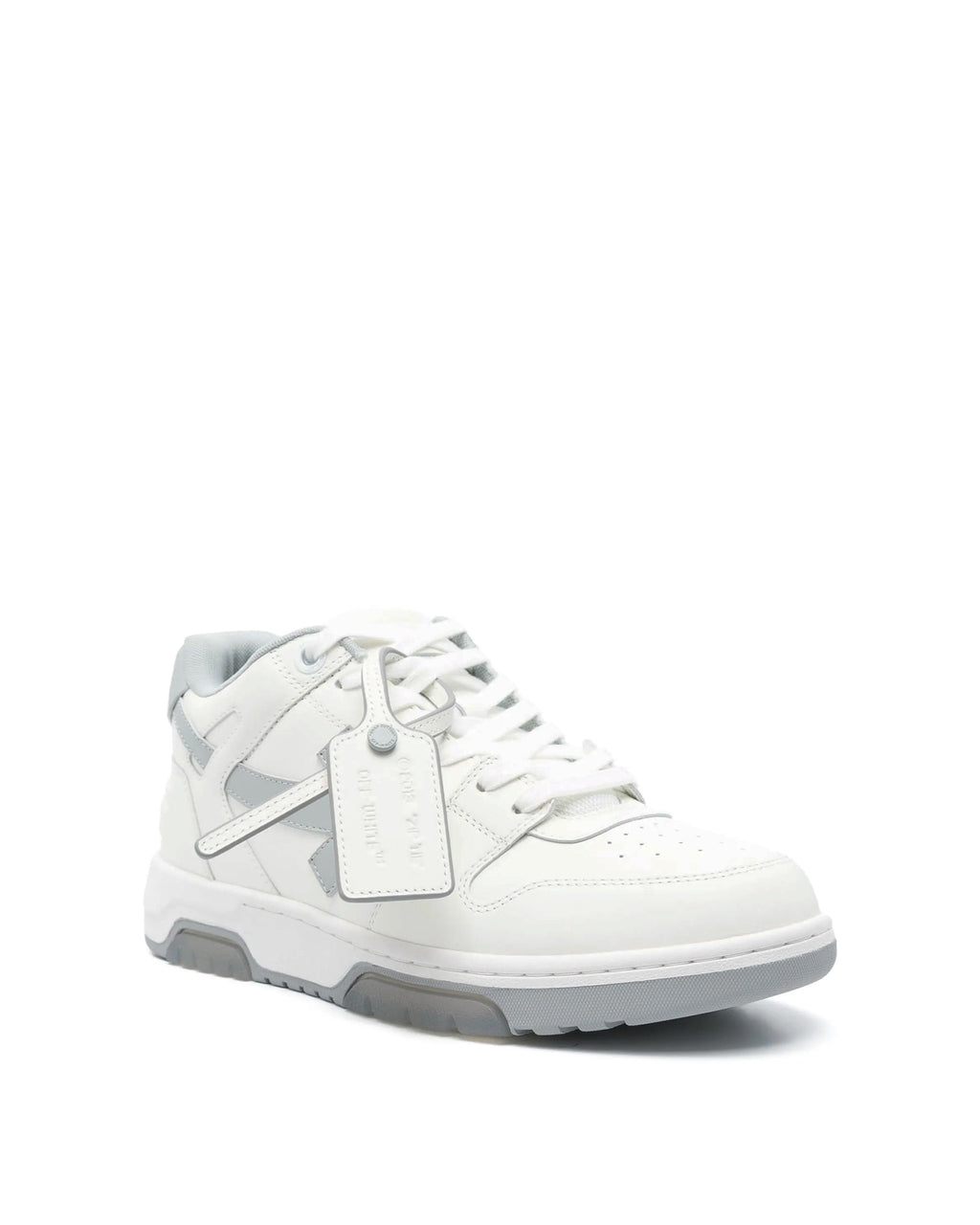 Low-Top Sneakers With 1990S Streetwear Inspiration