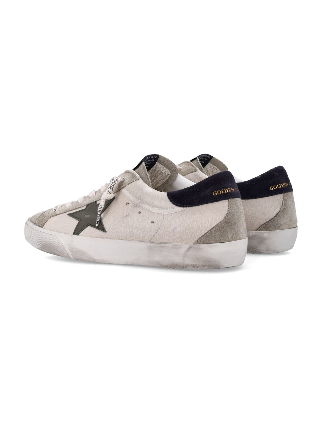 Distressed Low-Top Sneakers with Iconic Star Emblem