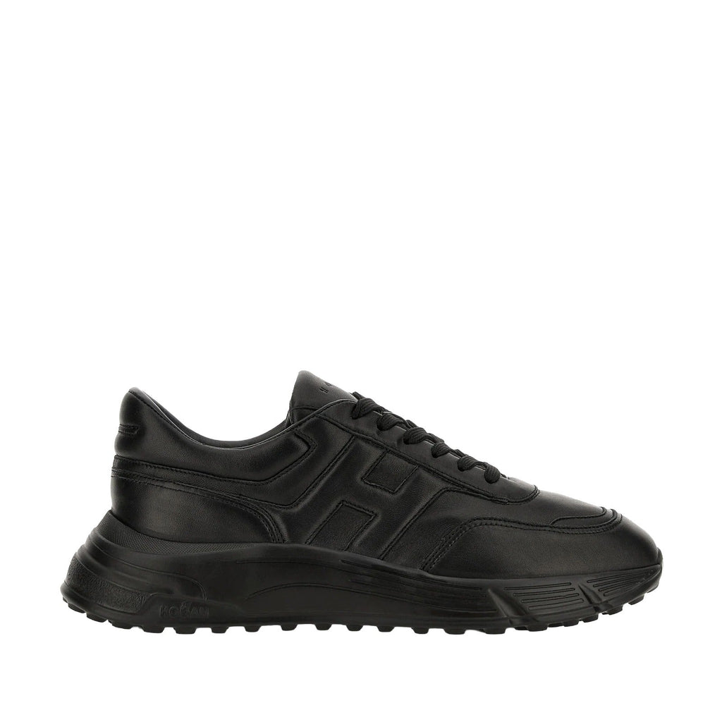 Hyperlight Allacciato H Sneakers in Black