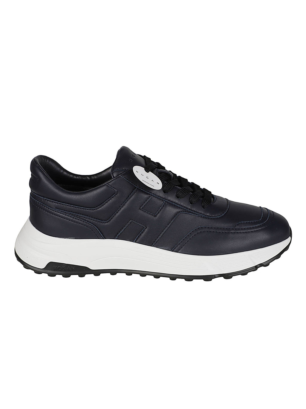 Low-Profile Black Sneakers with Tonal Detailing
