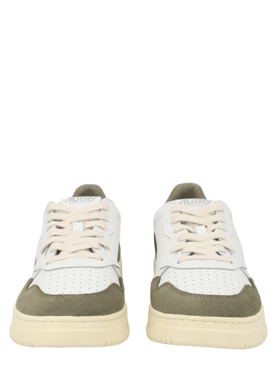 Medalist Low Leather Suede Low-Top Sneakers