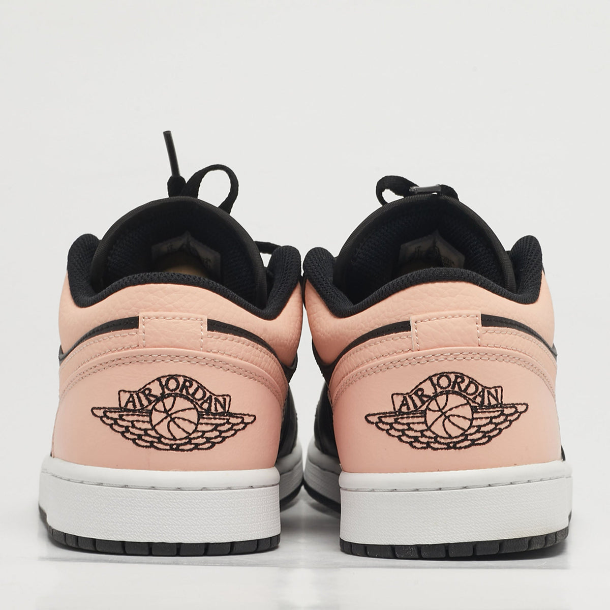 Air Jordans Jordan 1 Crimson Tint