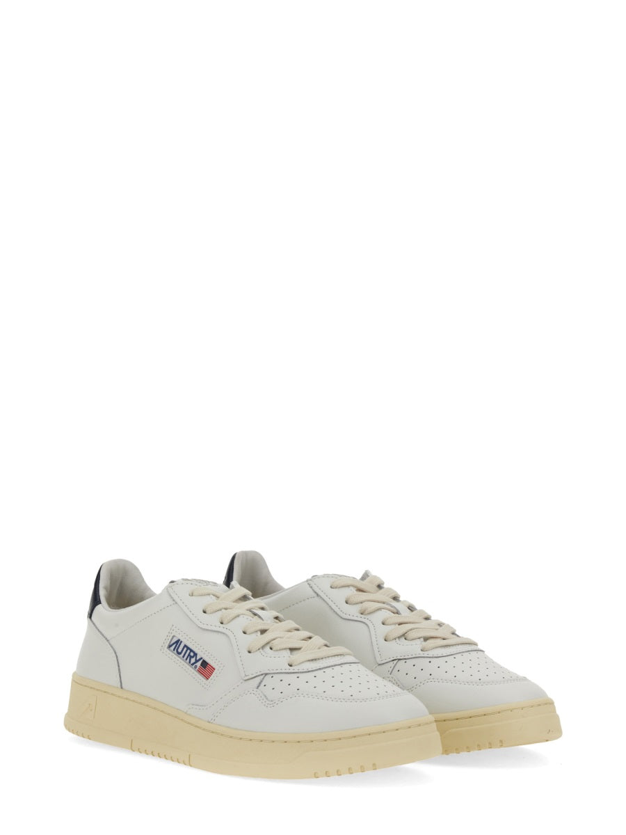 Medalist Low Perforated Cow Leather Sneakers