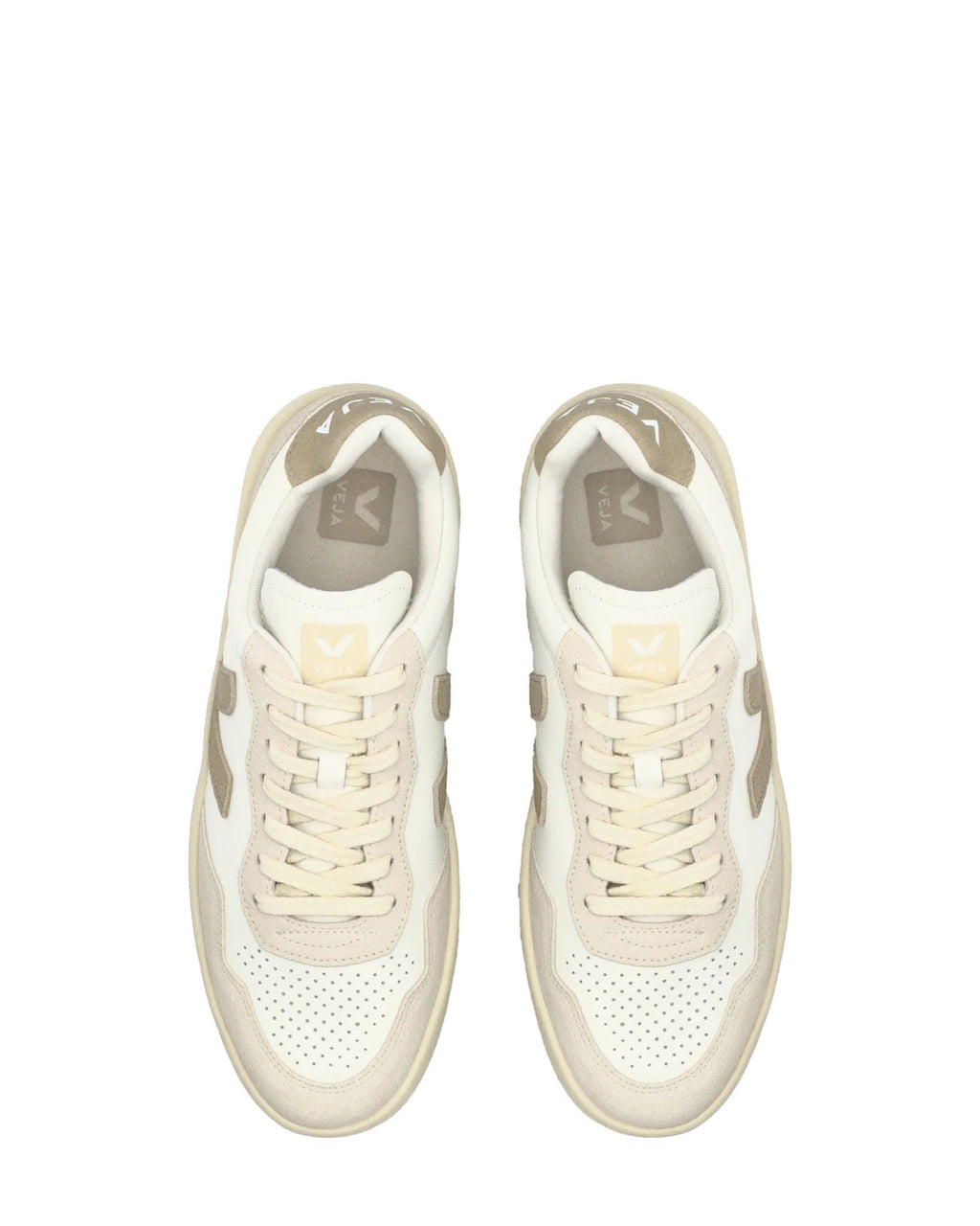 Eco-Friendly Sneakers With Organic Leather And Suede Panels