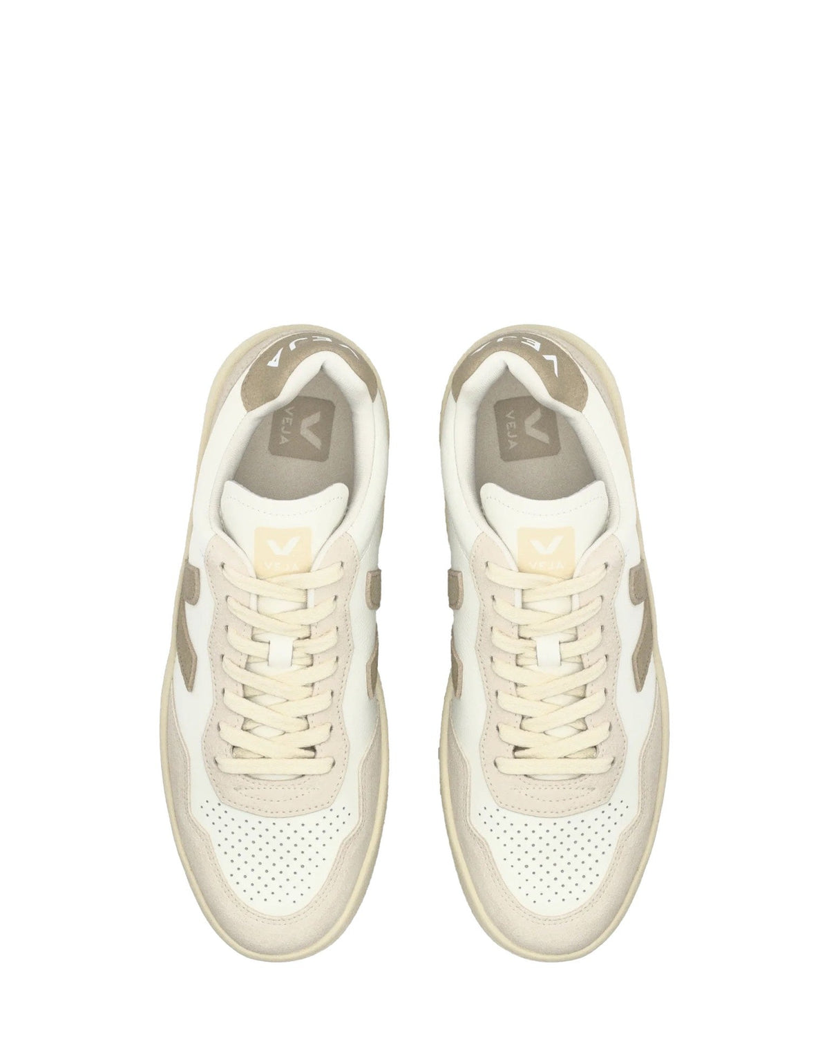 Eco-Friendly Sneakers With Organic Leather And Suede Panels