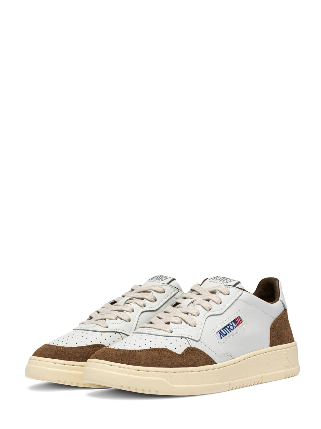 Low-Top Sneakers in Soft Leather and Suede with Retro Appeal