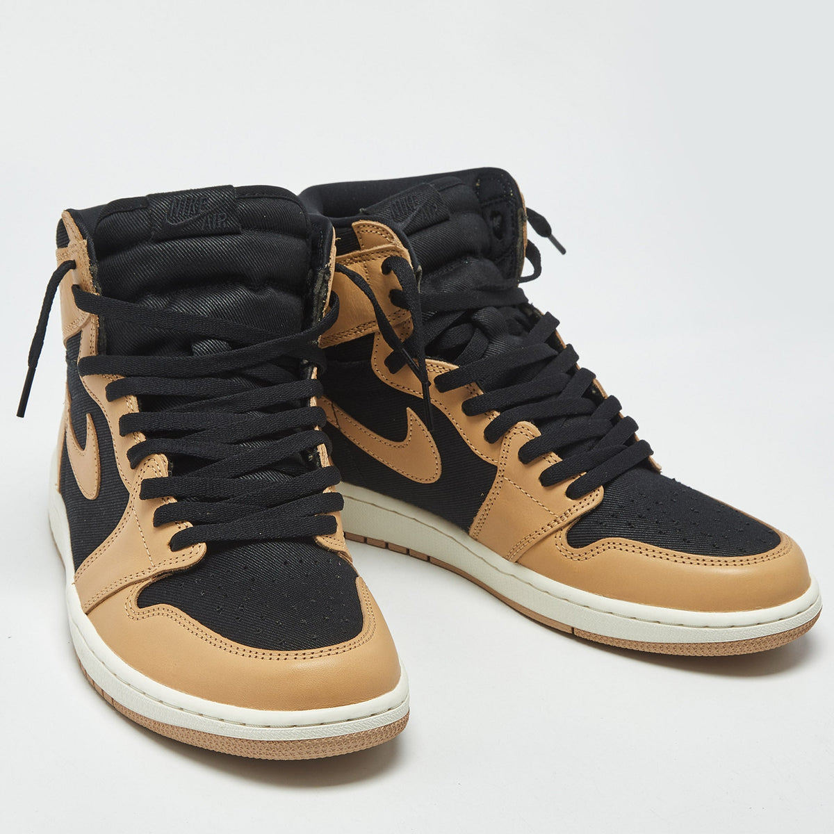 Air Jordans Jordan 1 Retro Heirloom
