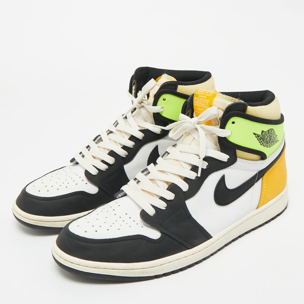 Air Jordans Multicolor Leather Jordan 1 Retro High White Black Volt University Gold Sneakers